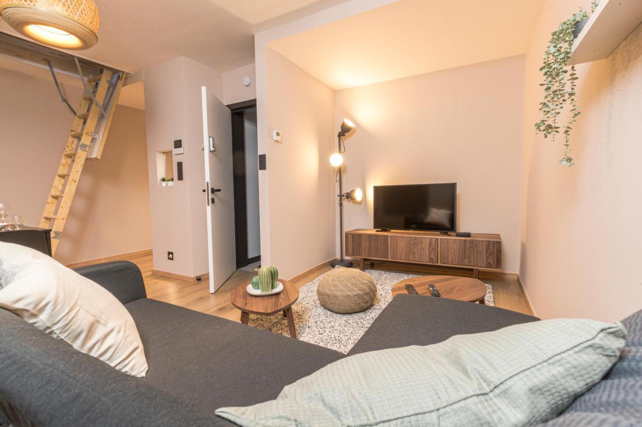 Golden Dove Luxury Aparts Apartment Brussel Bagian luar foto